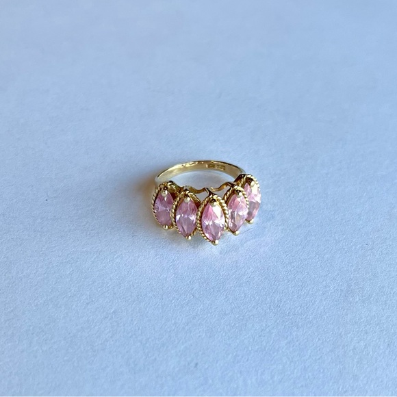 Vintage 10k Gold Pink Marquis Ring